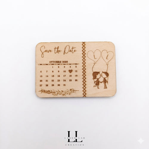 Calamita in legno personalizzata "Save the Date"